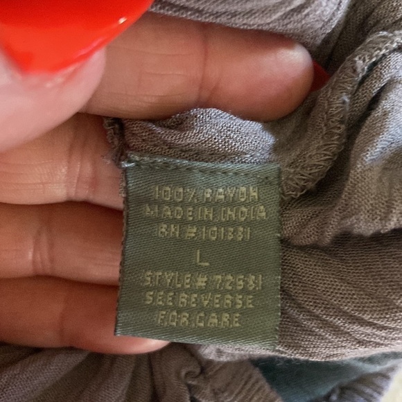 Charlotte Russe Off the Shoulder Ombré Blouse with Faux Wrap Front - Picture 7 of 8